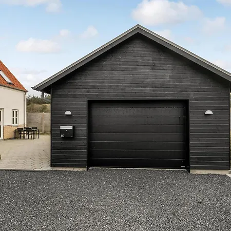 4 Bedroom Cozy In *