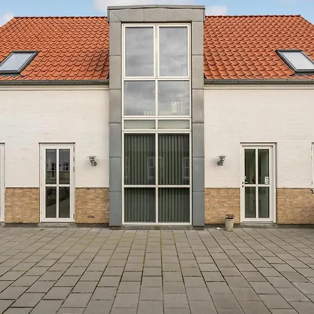 4 Bedroom Cozy In * Løkken